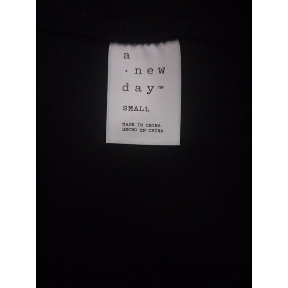 A New Day Black Flare Pants Womens Small 80% Polyester 20% Spandex. - Picture 5 of 8